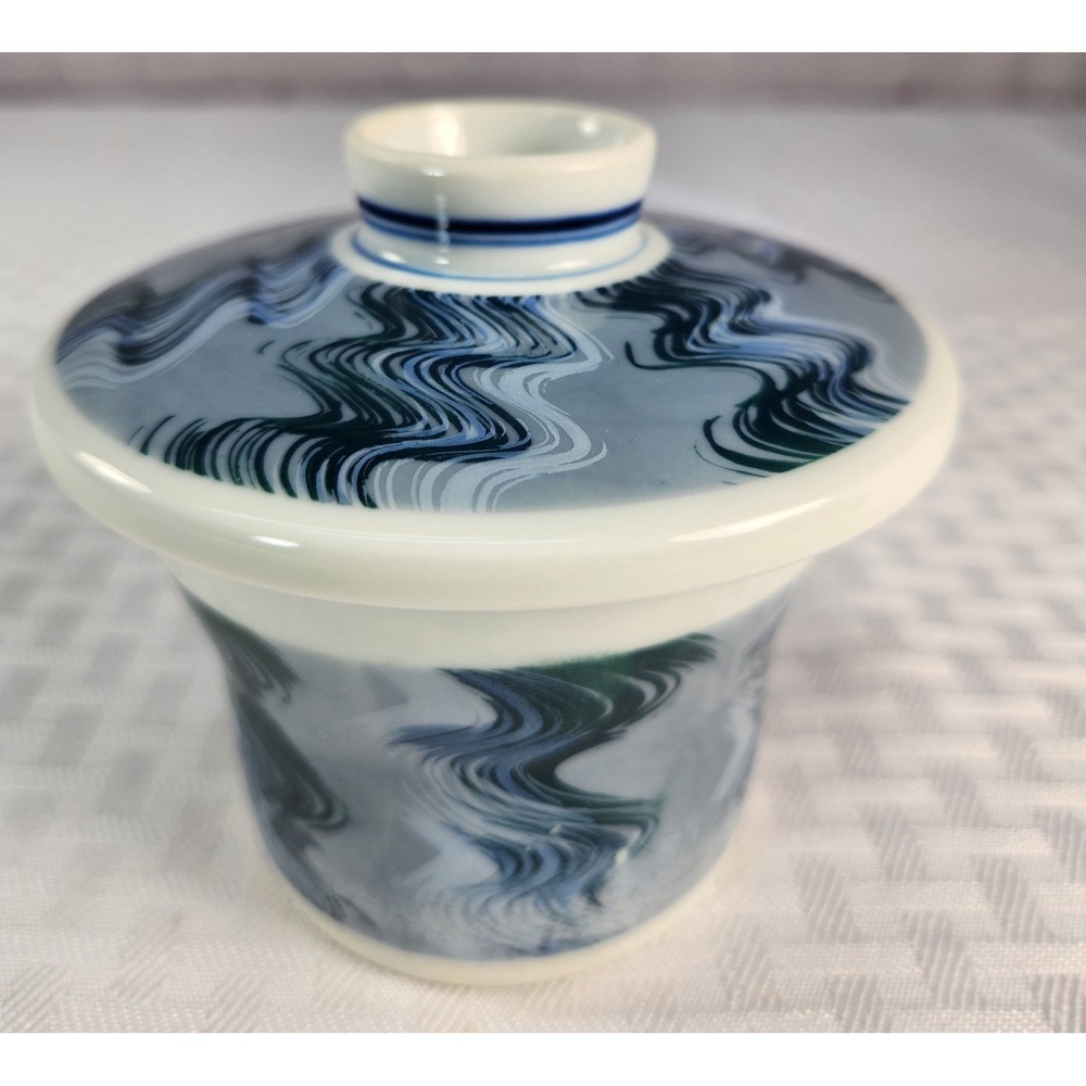Antique Fukagawa Seiji Meiji Lidded Bowl Marbled Wave Porcelain Arita Signed